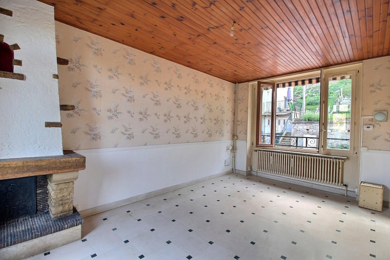 Maison de village - 99 m² - 6 pièces