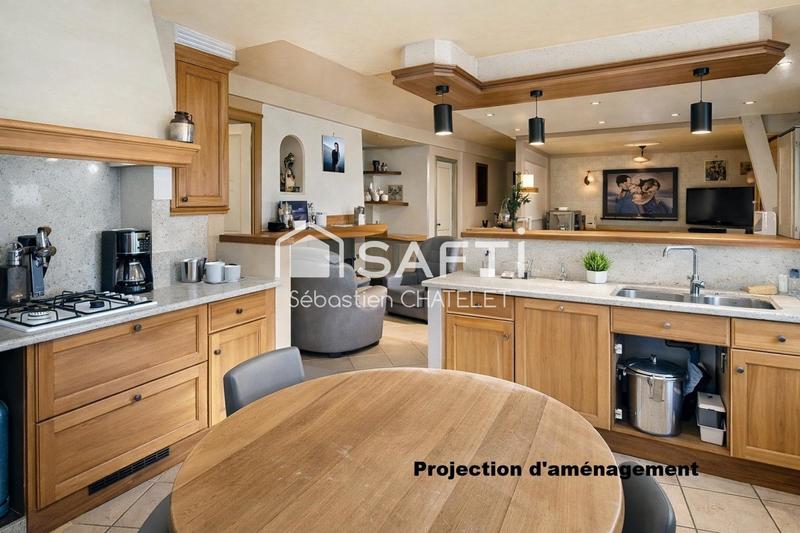 Maison - 200 m² - 10 pièces