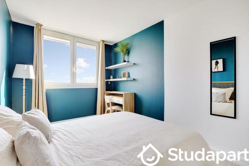 Chambre - 10 m² - 1 pièce