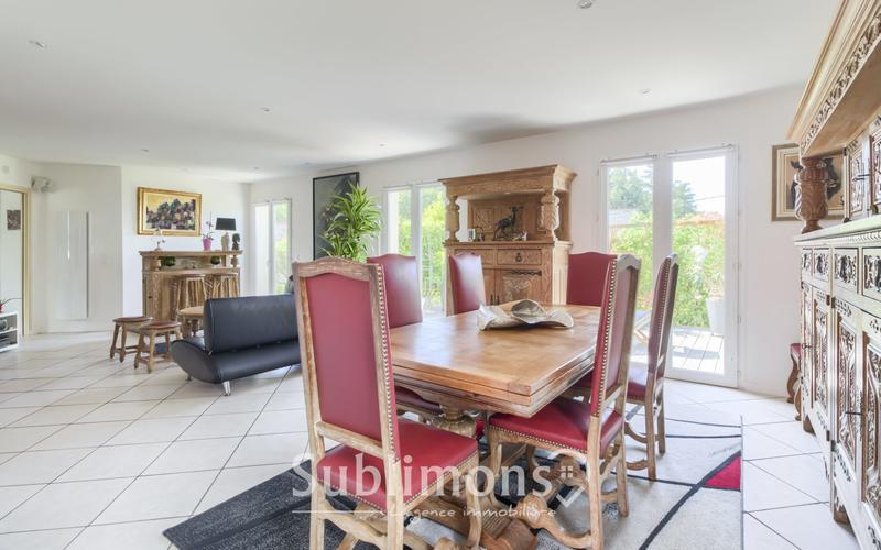 Maison - 140 m² - 7 pièces