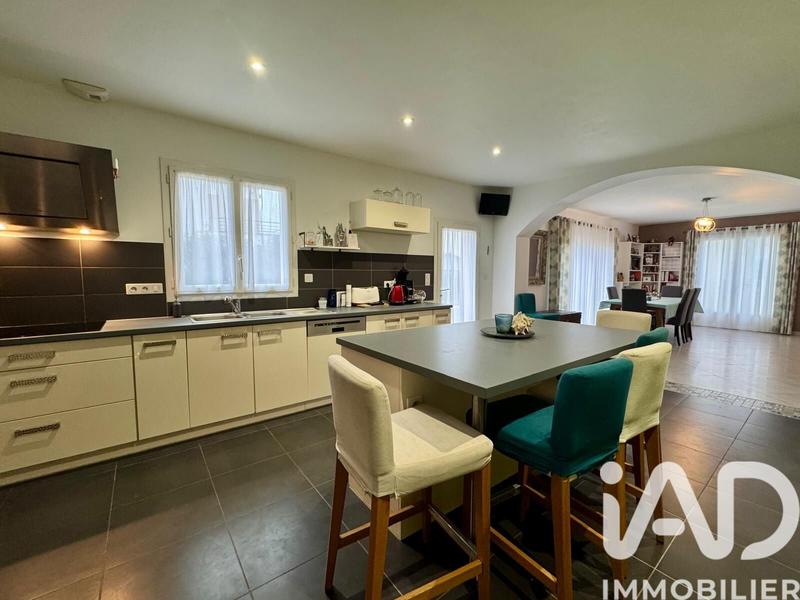 Maison - 168 m² - 7 pièces