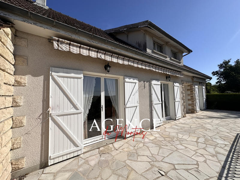 Maison - 94 m² - 4 pièces