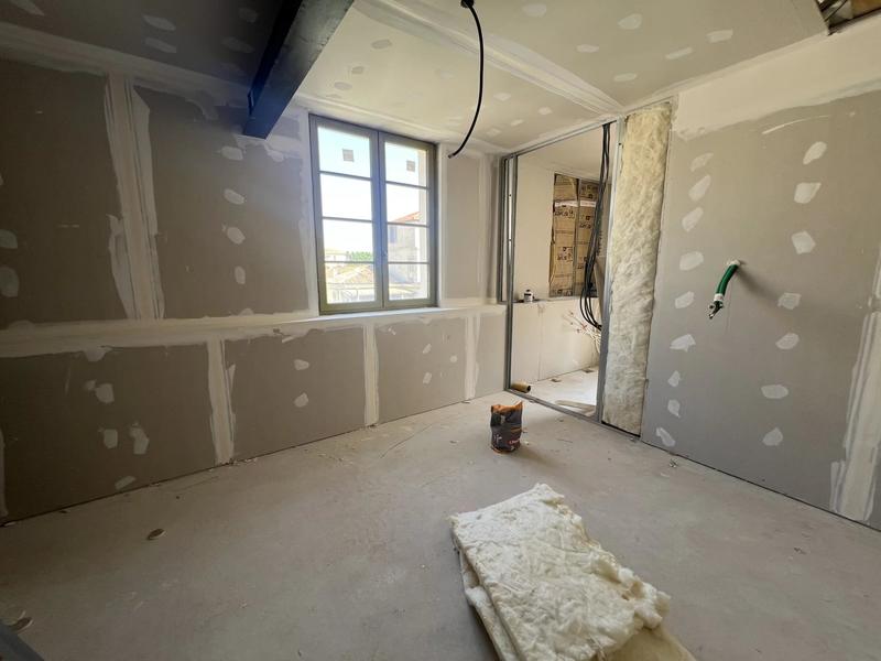 Appartement - 94 m² - 4 pièces