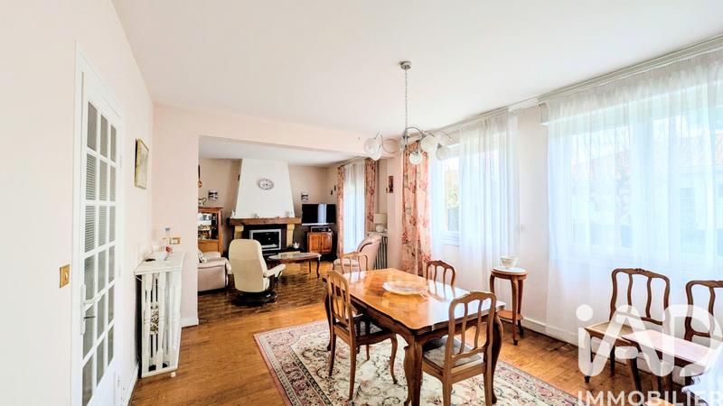 Maison - 95 m² - 4 pièces