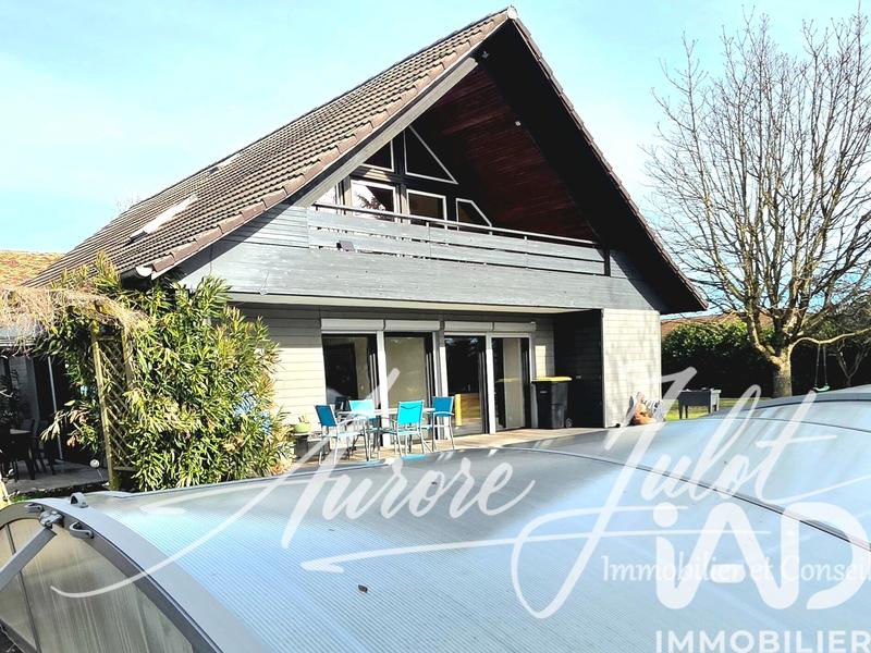 Maison - 186 m² - 8 pièces