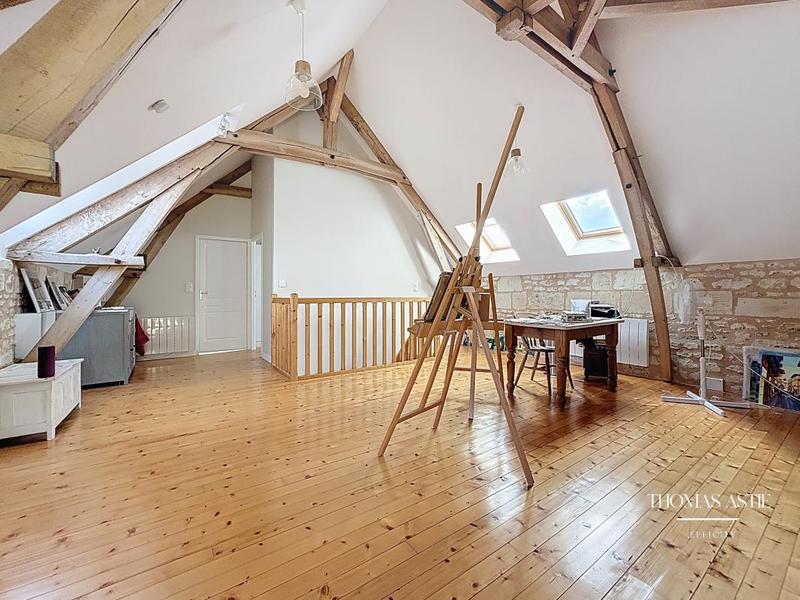 Demeure - 190 m² - 7 pièces