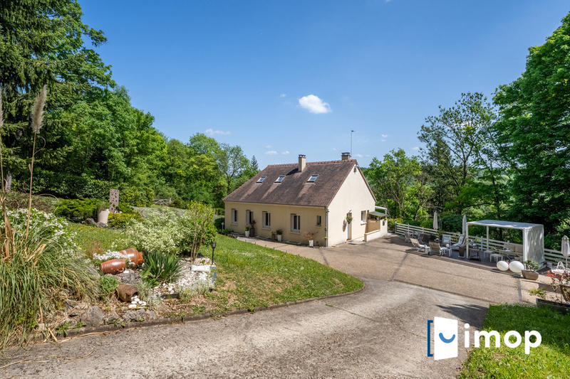 Maison - 263 m² - 10 pièces