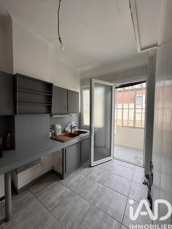 Maison - 180 m² - 8 pièces