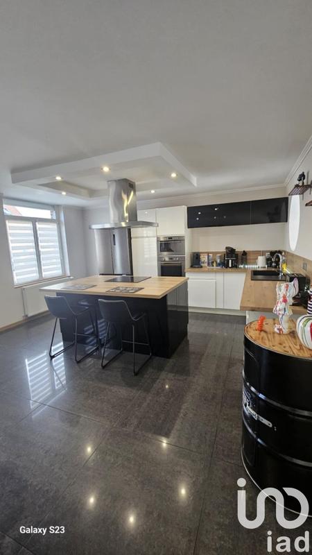 Maison - 130 m² - 4 pièces