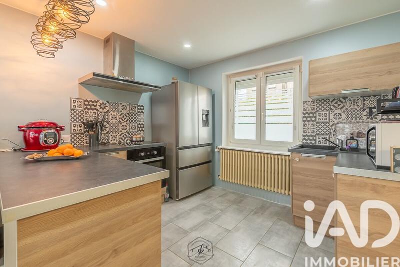 Maison - 80 m² - 5 pièces