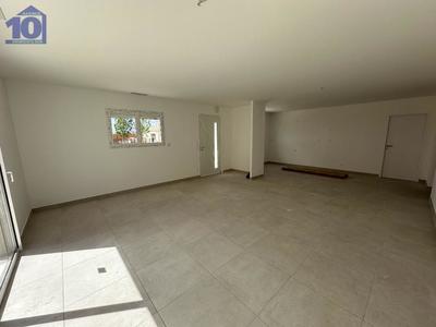 Maison - 97 m² - 4 pièces