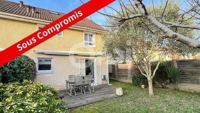 Maison - 79 m² - 5 pièces