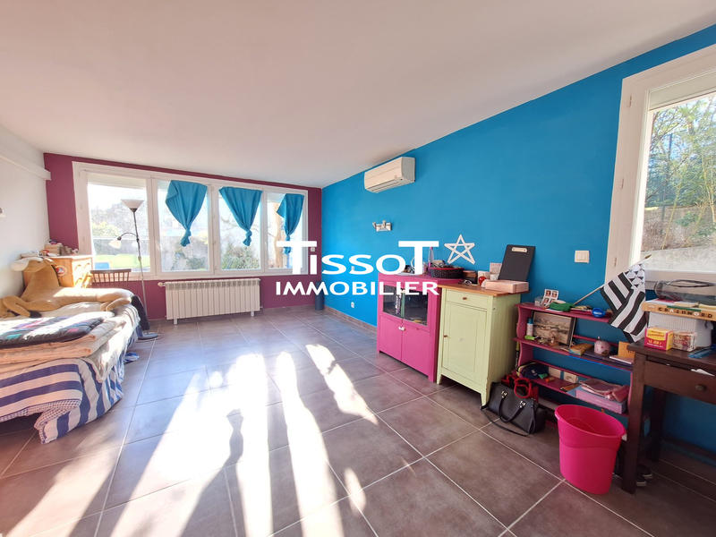 Maison - 199 m² - 6 pièces