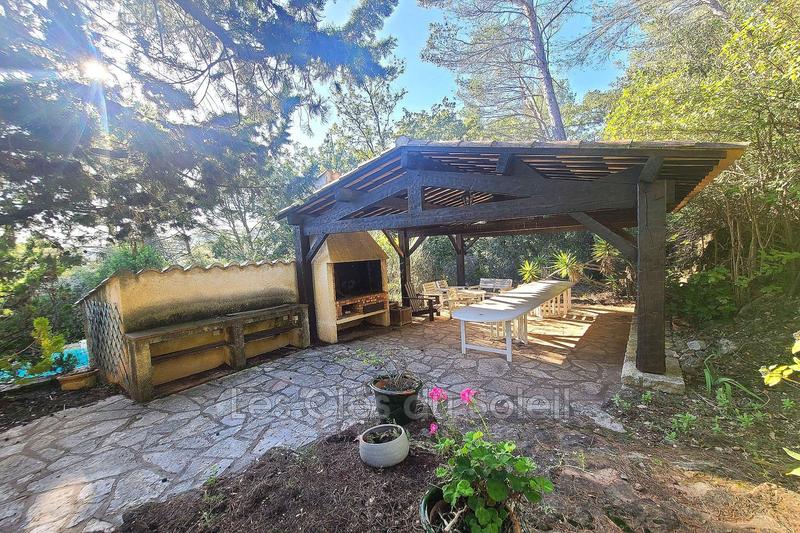 Maison - 233 m² - 8 pièces