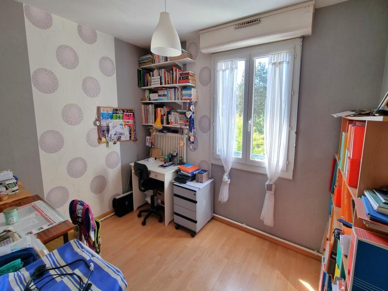Appartement - 93 m² - 5 pièces