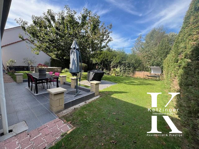 Maison - 147 m² - 6 pièces