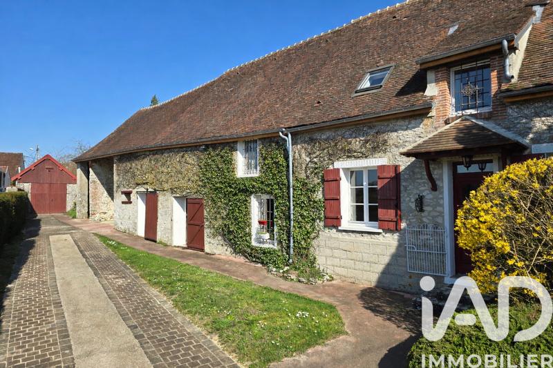 Maison - 220 m² - 9 pièces