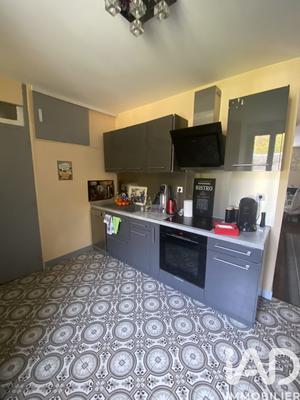 Maison - 85 m² - 3 pièces