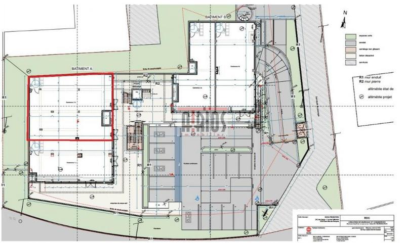 Local d'activité / Entrepôt - 120 m²