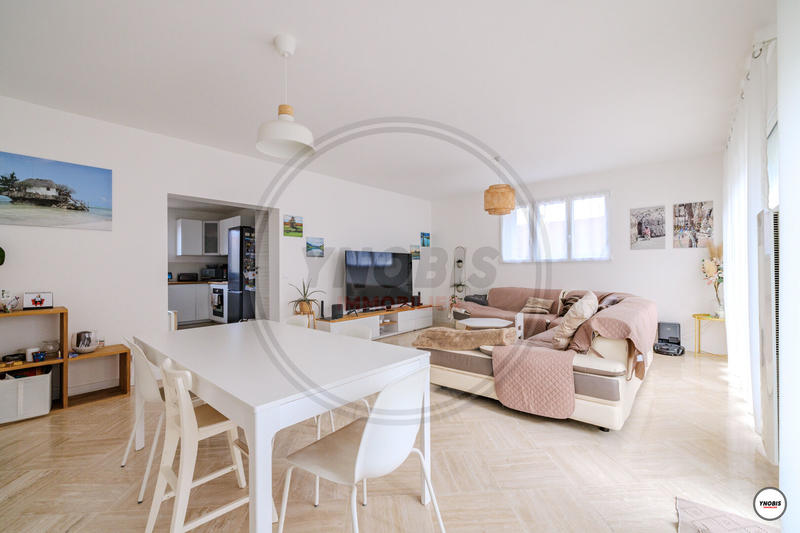 Maison - 164 m² - 8 pièces