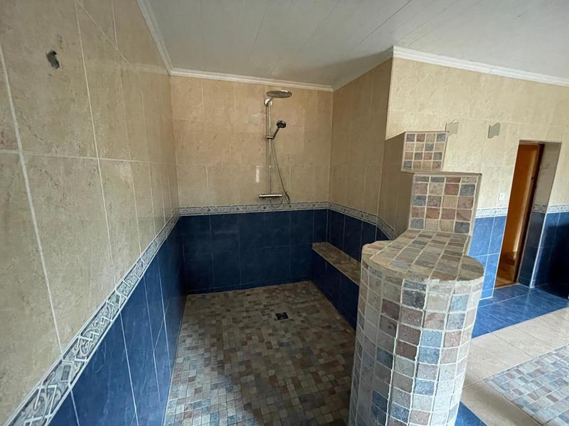 Maison - 174 m² - 6 pièces