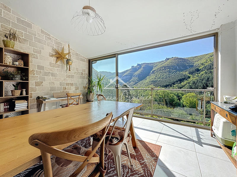 Maison - 145 m² - 5 pièces