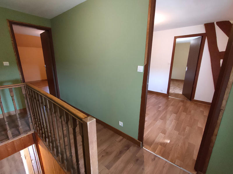 Maison - 180 m² - 10 pièces