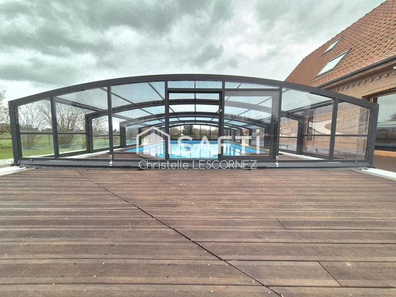 Maison - 227 m² - 6 pièces