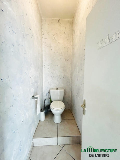 Appartement - 80 m² - 4 pièces