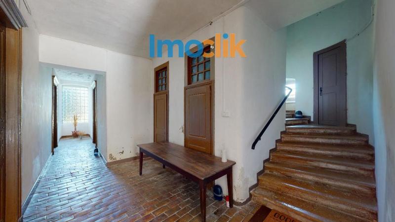 Propriété - 338 m² - 10 pièces