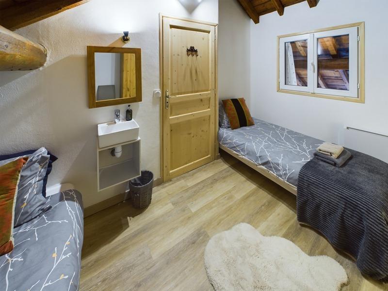 Appartement - 127 m² - 6 pièces