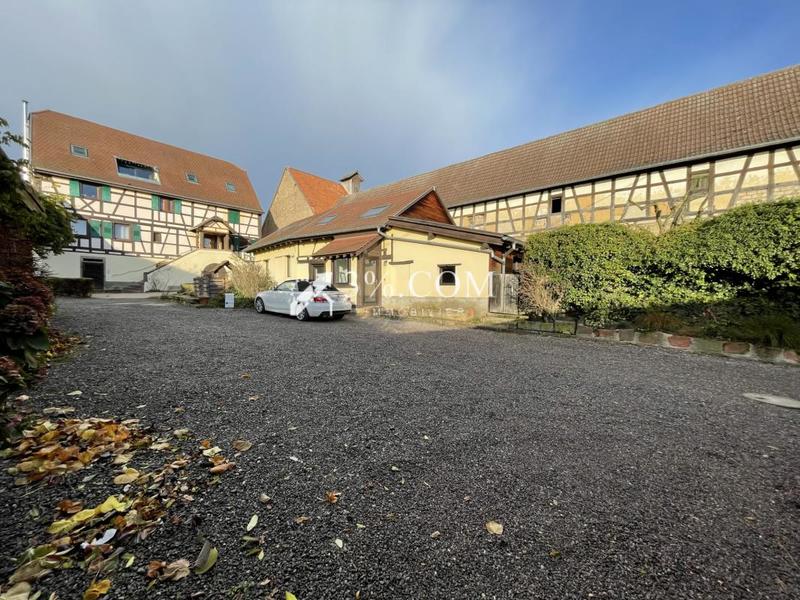 Maison - 101 m² - 5 pièces