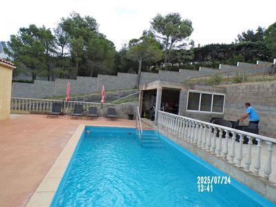 Maison - 183 m² - 5 pièces