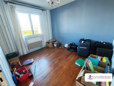 Maison - 85 m² - 6 pièces