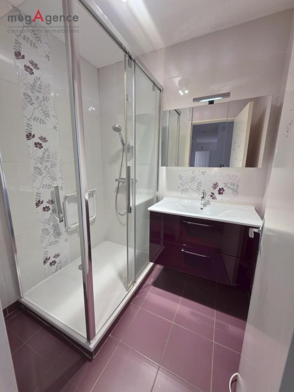 Appartement - 85 m² - 4 pièces