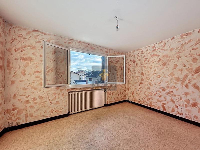 Appartement - 90 m² - 5 pièces