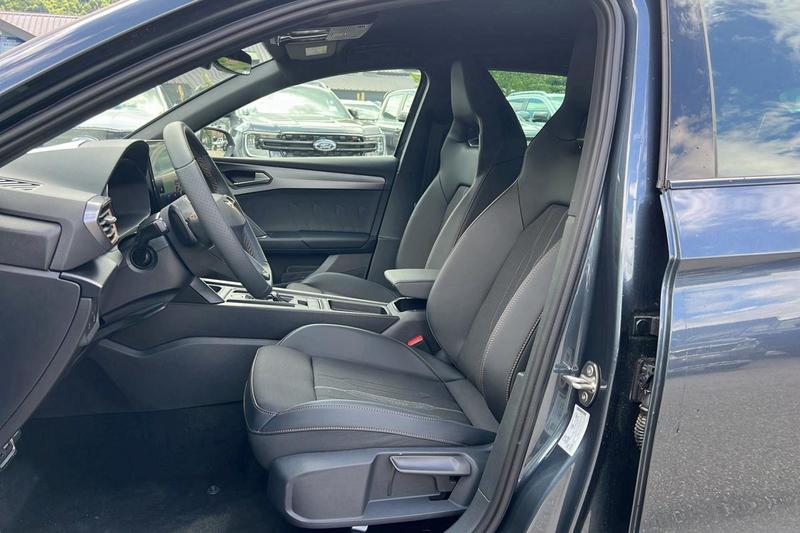 Cupra Leon E-Hybrid 1.4 Tsi 204 Dsg