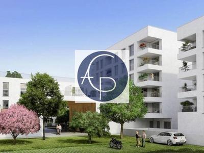 Appartement - 82 m² - 4 pièces