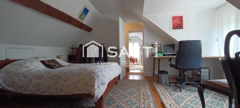 Maison - 163 m² - 7 pièces