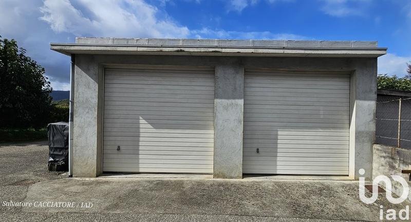 Maison - 307 m² - 10 pièces