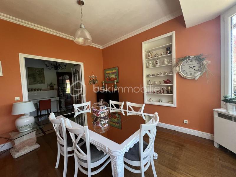 Maison en pierre - 250 m² - 11 pièces