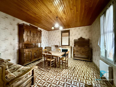 Maison - 90 m² - 5 pièces