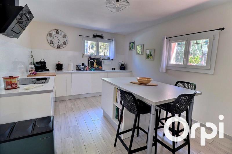 Maison - 166 m² - 6 pièces