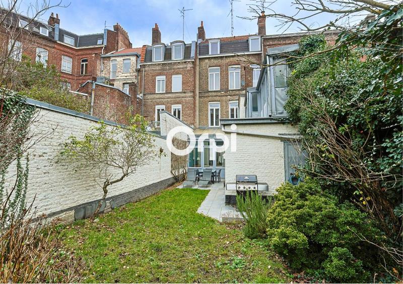 Maison de maîtres - 265 m² - 7 pièces