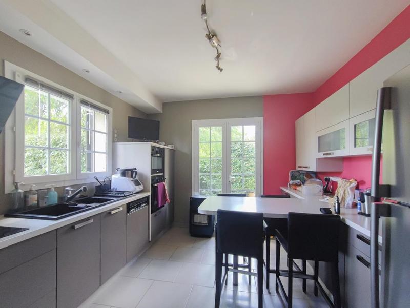 Maison - 170 m² - 7 pièces