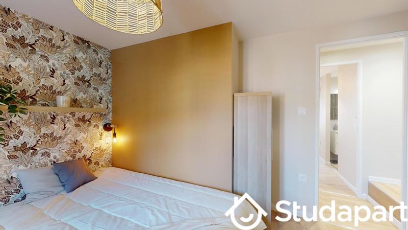 Chambre - 9 m² - 1 pièce