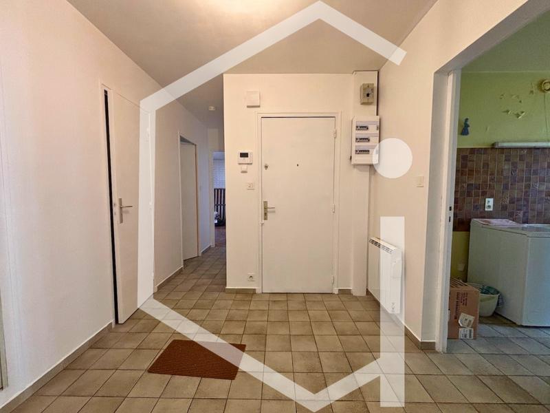 Appartement - 100 m² - 4 pièces
