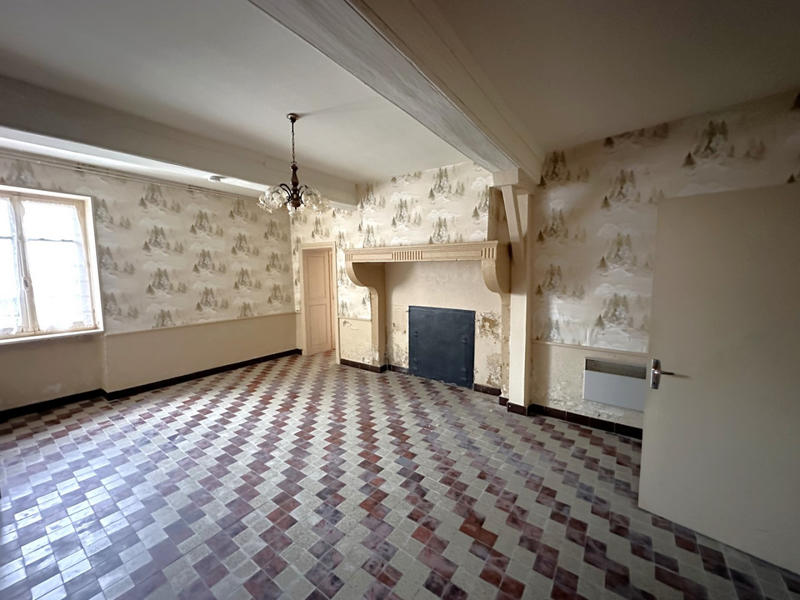 Maison - 220 m² - 7 pièces