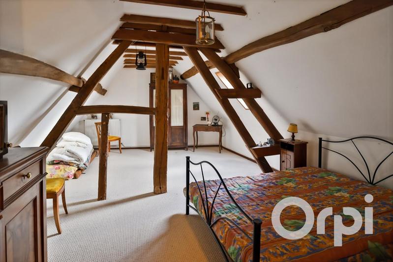 Corps de ferme - 189 m² - 9 pièces