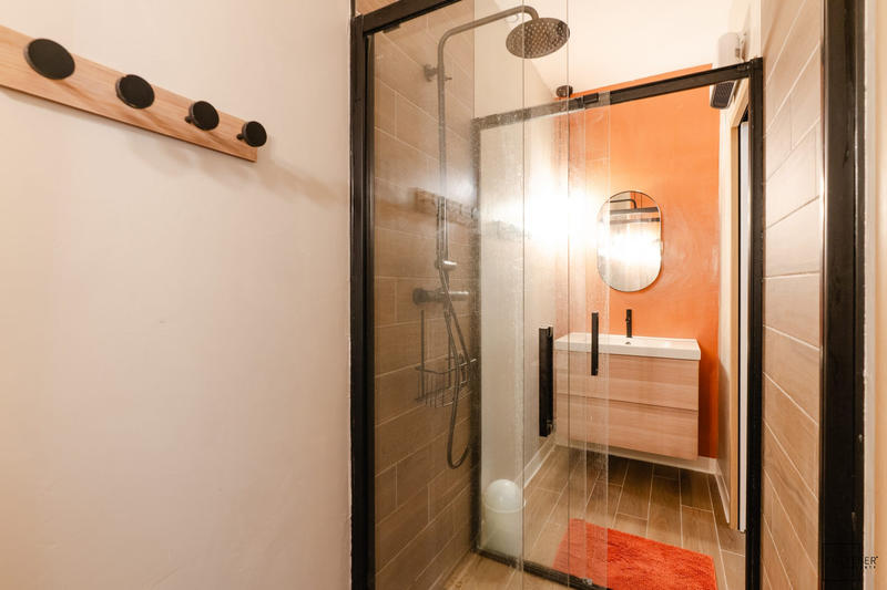 Villa - 220 m² - 6 pièces